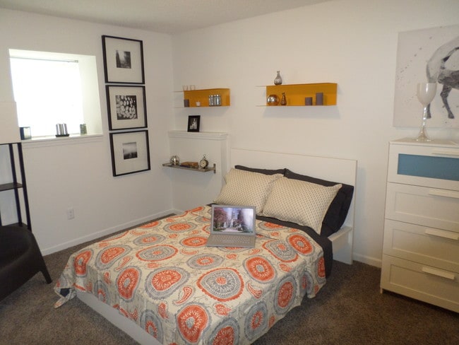 Liberty Court Apartments - Liberty Court Apartments