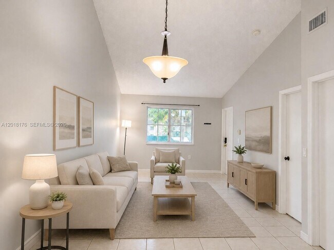 Photo - 2151 NW 77th Way Unidad 205