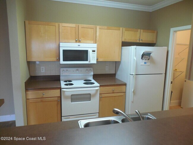 Photo - 6460 Borasco Dr Unit 2903