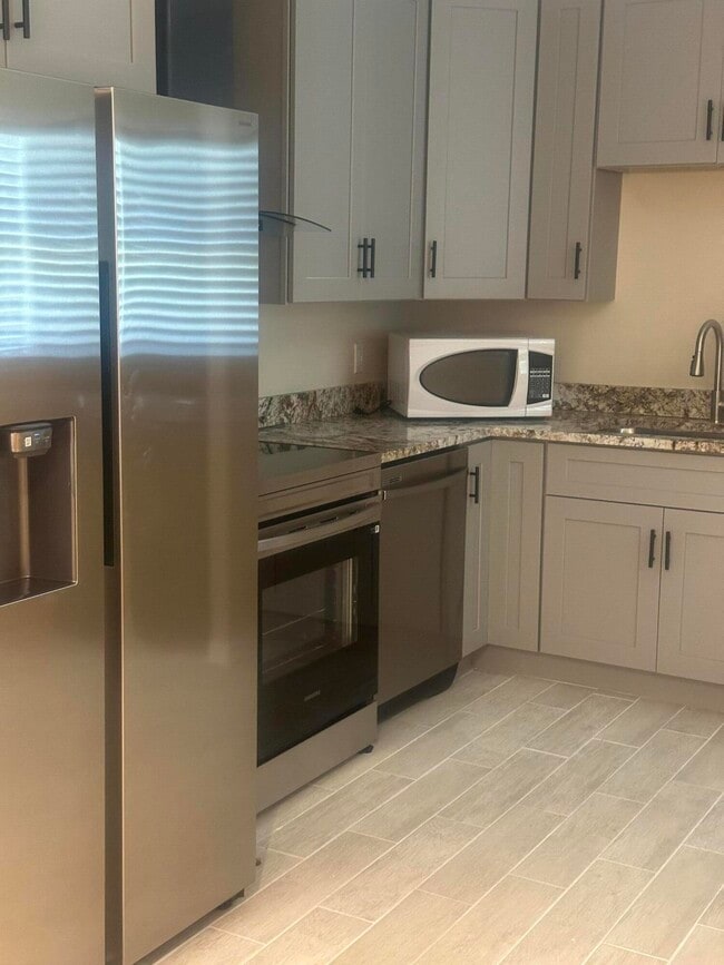 Photo - 704 N 18th St