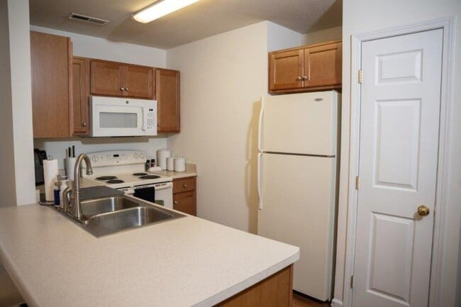 Photo - Shadow Pines