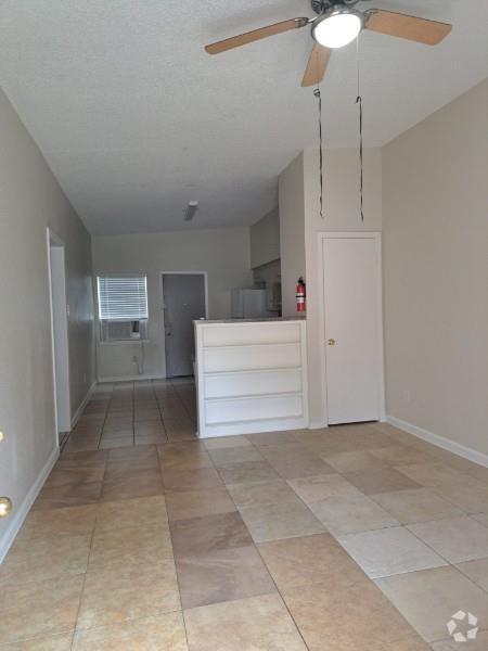 Building Photo - 3359 Frick Rd Unit 16 Rental