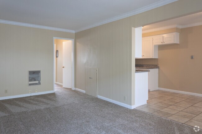 2BR, 2BA #11