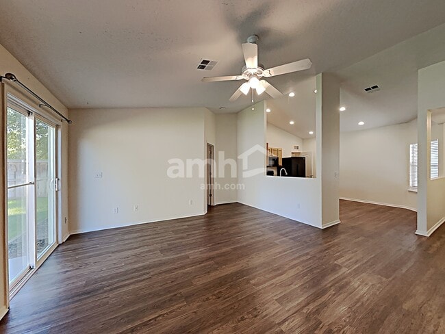 Photo - 9468 W Trestlewood Dr