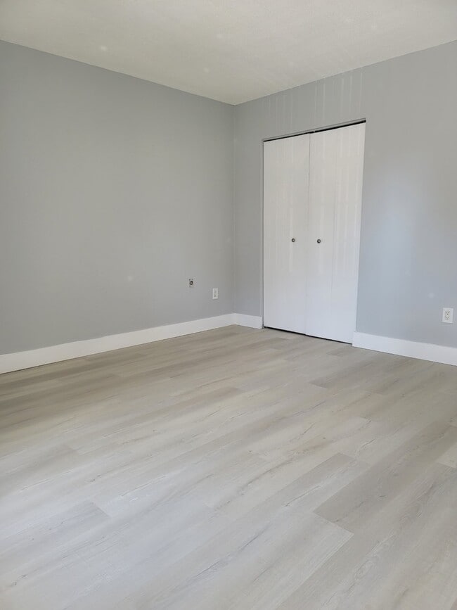 Photo - 10790 N Kendall Dr Unidad C8