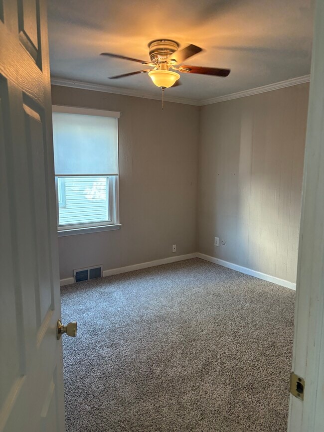 Photo - 2055 Browning St