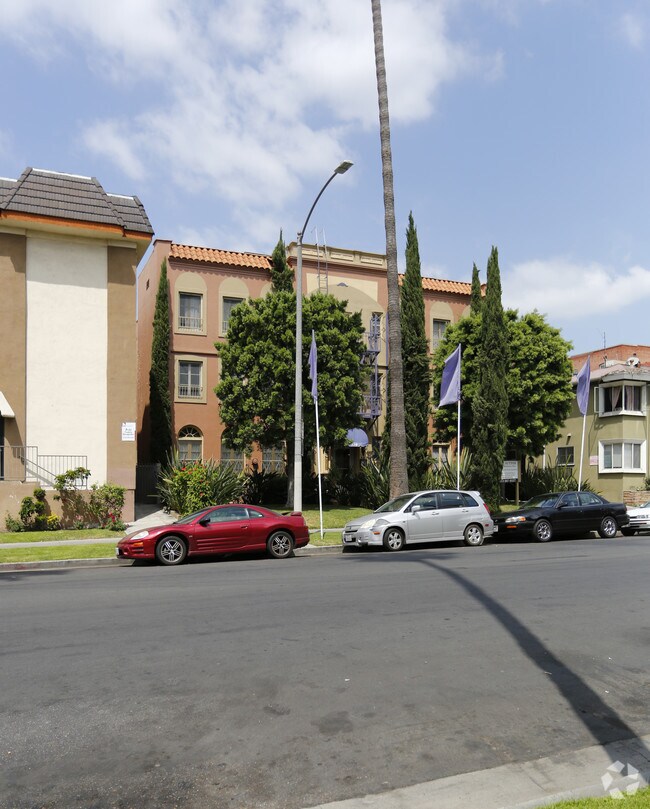 Photo - Sutton Place Apartments