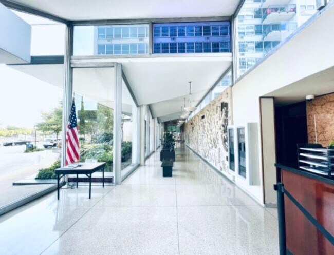 Photo - 2 bedroom in Chicago IL 60657 Unidad 1915