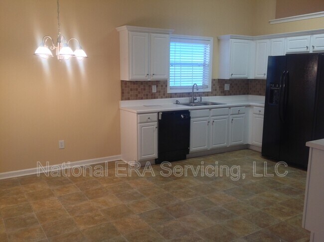 Photo - 360 Princeton Way
