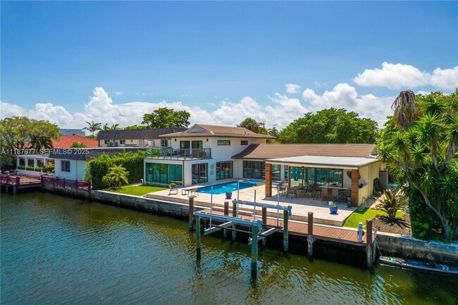 Photo - 1025 Diplomat Pkwy