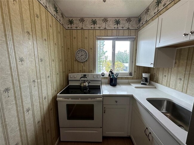 Photo - 2315 Avenue C Unit 7