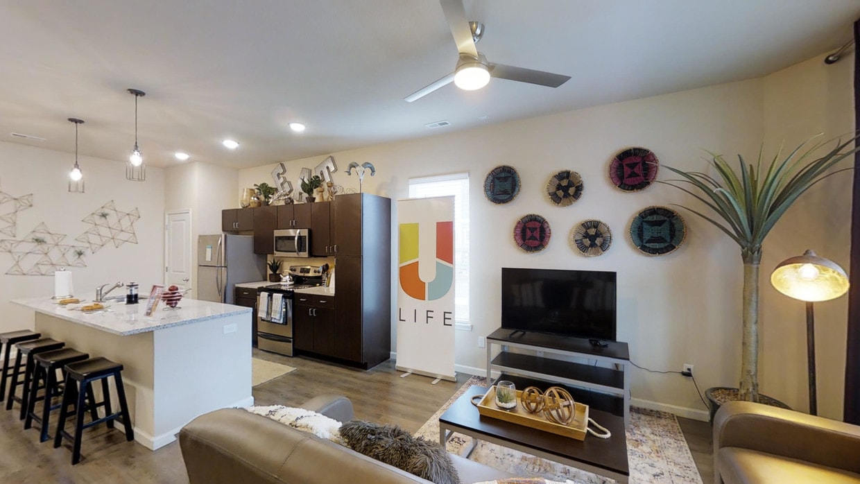 Photo - Annex Apartments