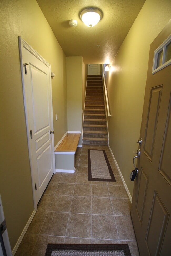 Photo - Newer Condo with 2 car Garage in S. Salem!