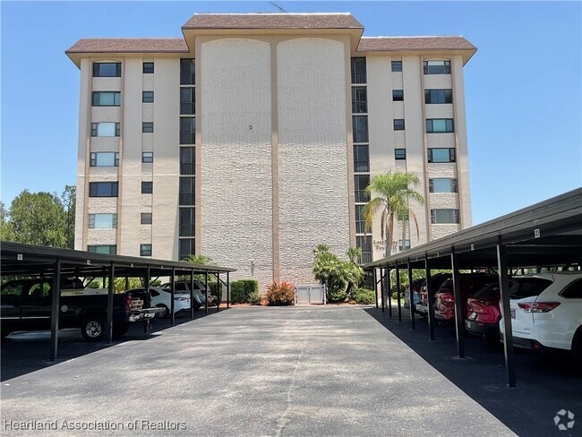 Building Photo - 121 Country Club Dr Unit 302 Rental