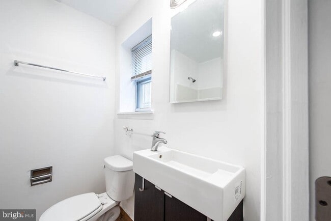 Photo - 545 Christian St Unit 2