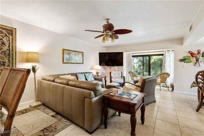 Photo - 5483 Peppertree Dr Unit 1