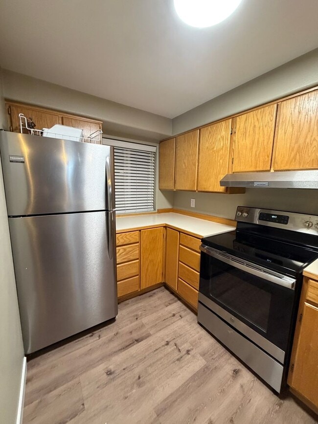 Photo - Sunset Shores - Condo For Rent