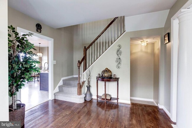 Photo - 13724 Valley Oak Cir