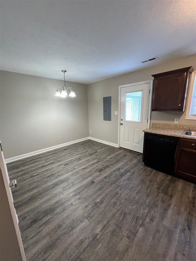 Photo - 281 Audley Ave