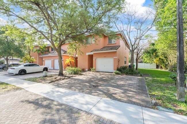 Photo - 9090 NW 40th Pl Casa Adosada