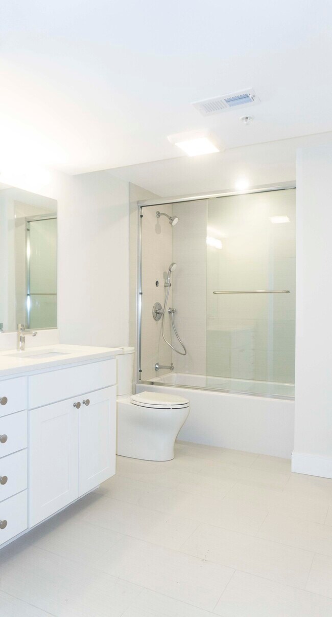 Building Photo - 54 Athol St Rental