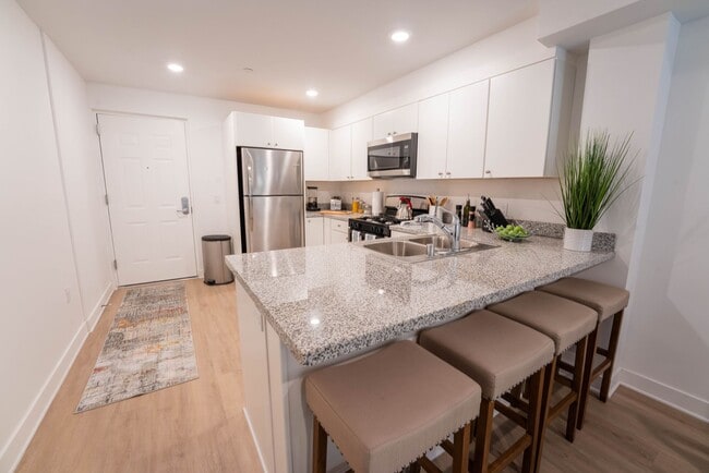 Photo - Rayen Street Apartments