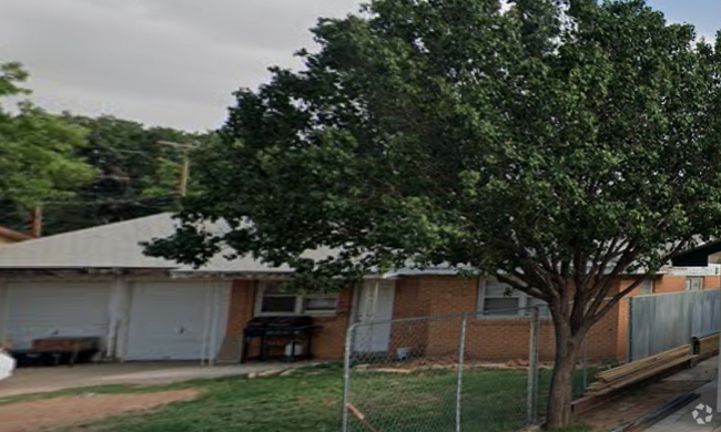 Building Photo - 1308 48th St Rental