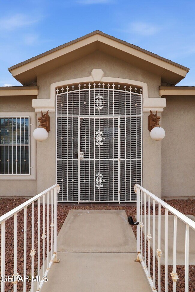 Photo - 13020 Stonington Ln