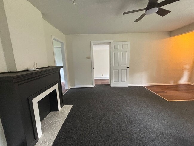 Photo - 2 Bedroom, 1 Bathroom Home with Spacious Family Room & Fenced Backyard