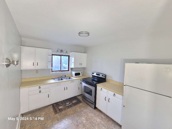 Photo - 411-413 E Mansfield St Apartment Unit 2
