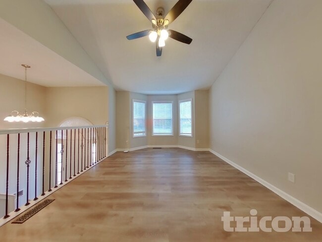 Photo - 141 Fairfax Dr