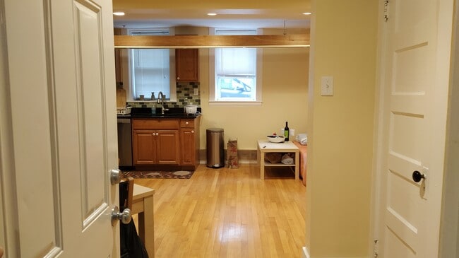 Photo - 156 Magazine St Unit 2