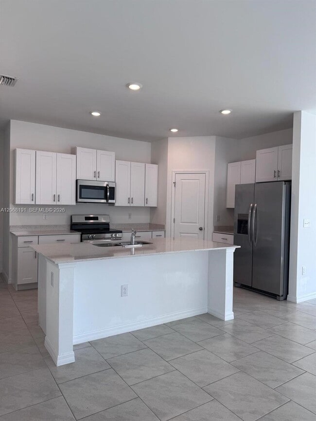Building Photo - 17711 Paradiso Wy