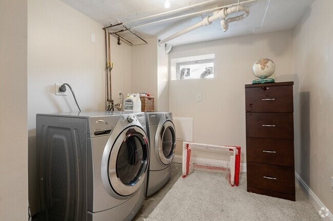 Building Photo - 41 Rublee St Unit 41 Rental
