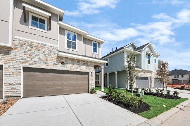 Photo - 2205 Via Cami Ln