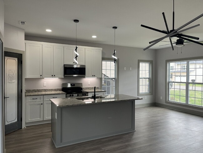 Photo - 2922 Painted Pony Dr