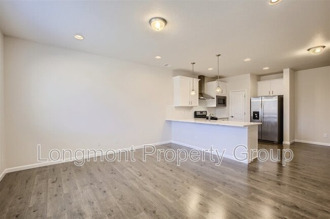 Photo - 679 Stonebridge Dr