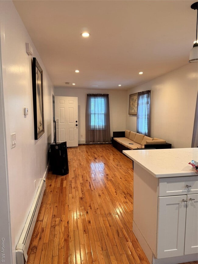 Building Photo - 116 Winthrop Ave