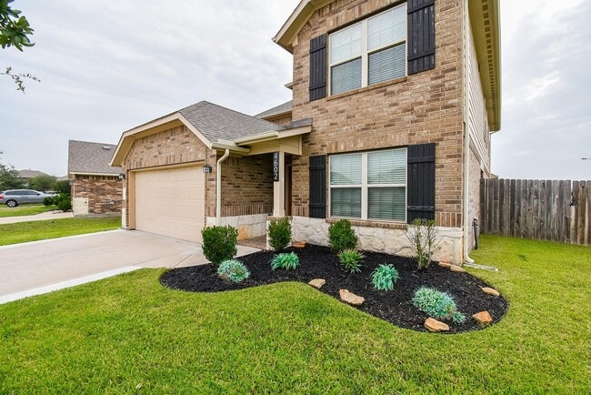Photo - 4602 Tuscan Lily Dr