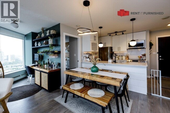 Photo - 689 Abbott St Unit 2202