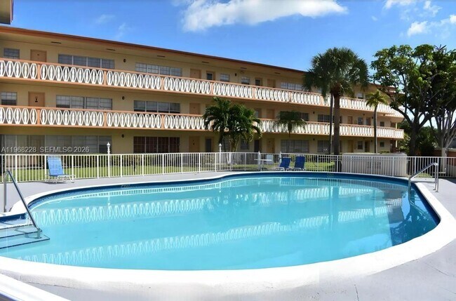 Photo - 1885 NE 121st St Unit 16