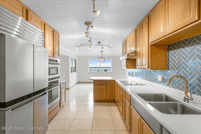 Photo - 115 Indian River Dr Unit 327