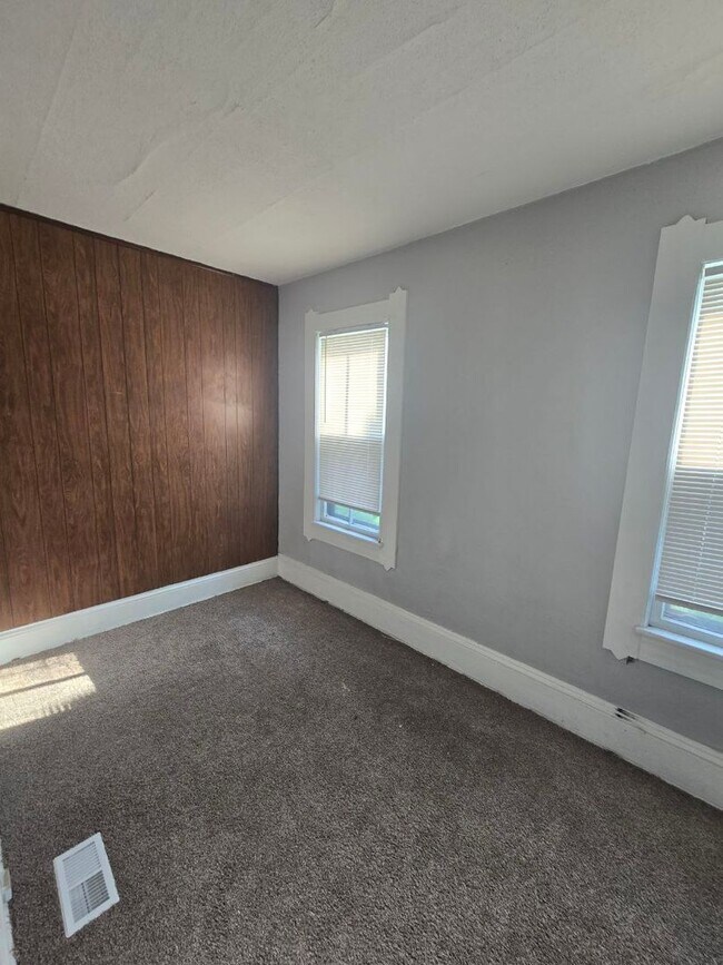 Photo - 5806 Bonna Ave Unit 5806 BONNA AVE (Down)