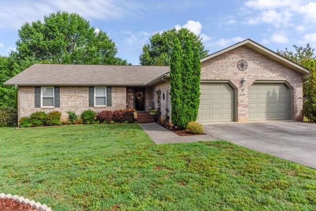 Building Photo - 1313 Carowinds Cir
