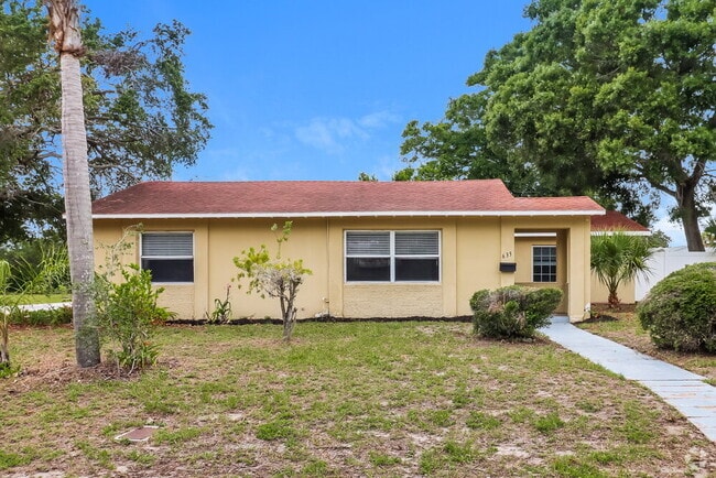 Building Photo - 635 38th St S Rental