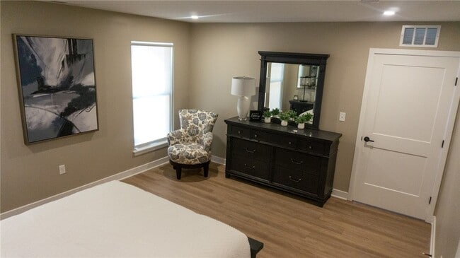 Photo - 594 Championship Dr