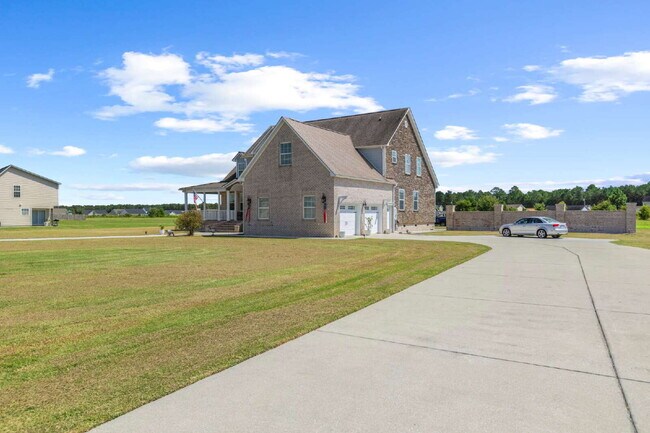 Photo - 112 Cherry Grove Dr