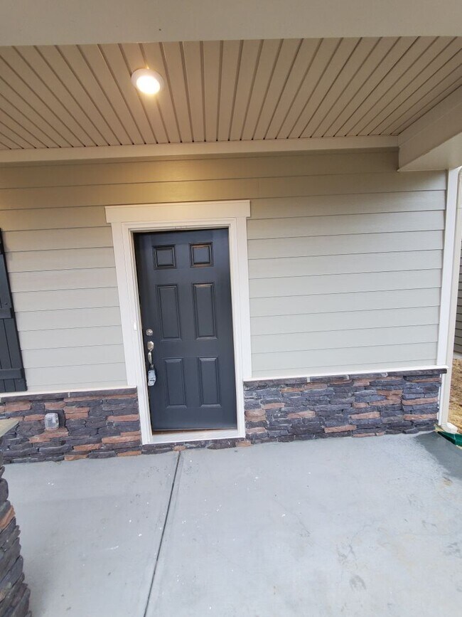 Photo - Beautiful Home in Huntersville