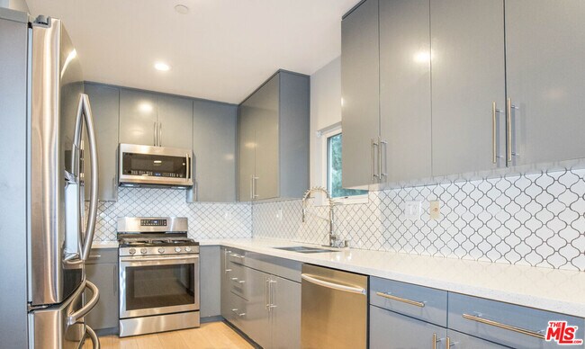 Photo - 6546 La Mirada Ave Unit 6548