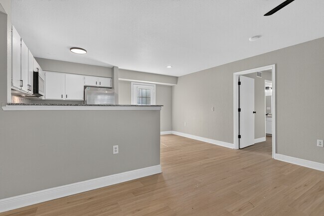 Bay Ranch Apartments